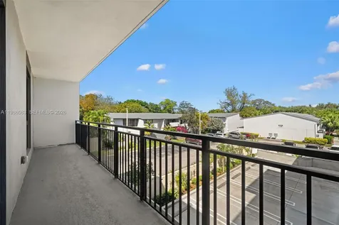 2479 NE 192nd Street Miami FL 33180