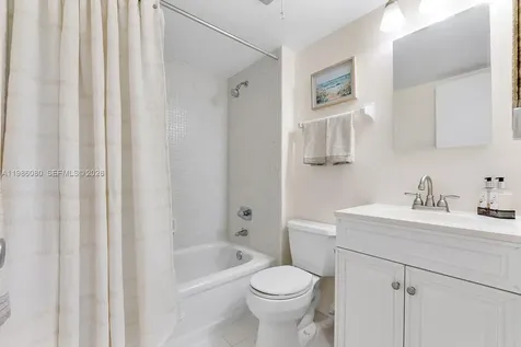 109 Royal Park Drive Oakland Park FL 33309