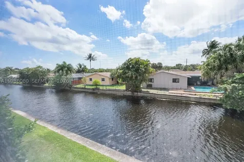 109 Royal Park Drive Oakland Park FL 33309