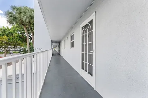 109 Royal Park Drive Oakland Park FL 33309