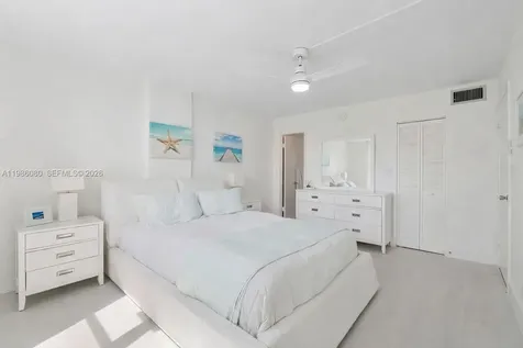 109 Royal Park Drive Oakland Park FL 33309