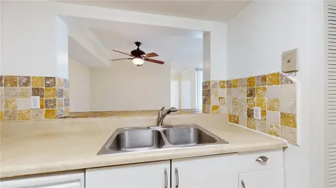 2055 SW 122nd Avenue Miami FL 33175