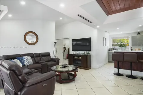 10135 SW 139th Place Miami FL 33186