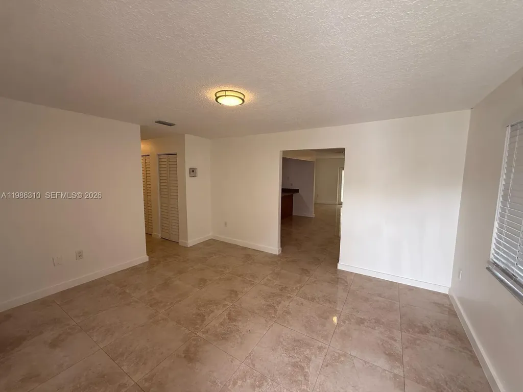 1781 NW 16th Street Miami FL 33125