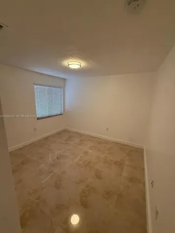 1781 NW 16th Street Miami FL 33125