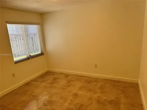 1781 NW 16th Street Miami FL 33125