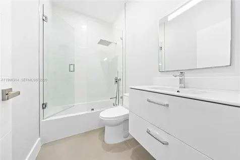 7827 NW 116th Avenue Doral FL 33178