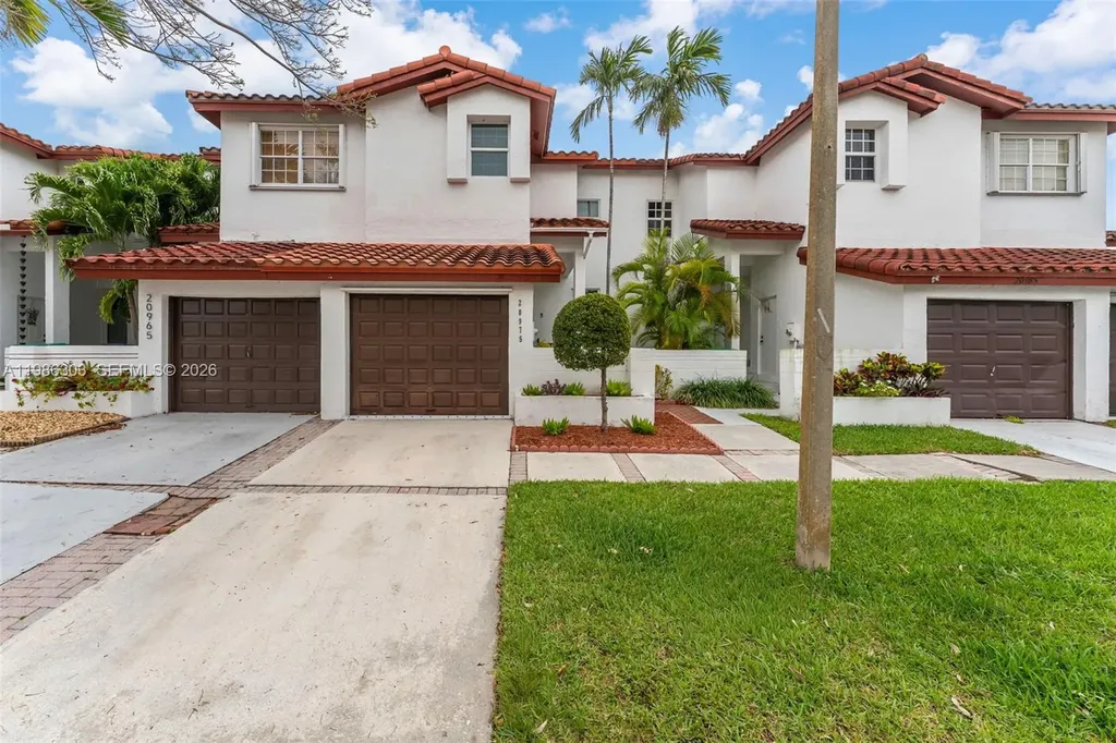 20975 SW 84th Avenue Cutler Bay FL 33189
