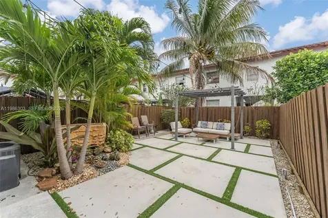 20975 SW 84th Avenue Cutler Bay FL 33189