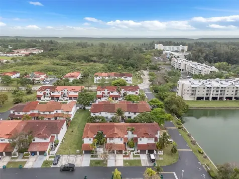 20975 SW 84th Avenue Cutler Bay FL 33189