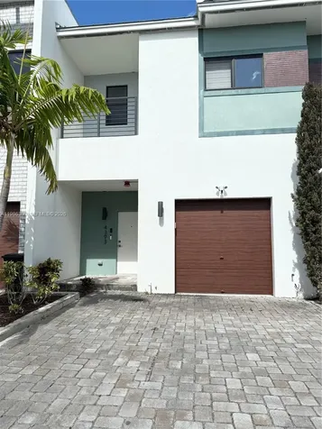 4393 NW 9th Street Plantation FL 33317