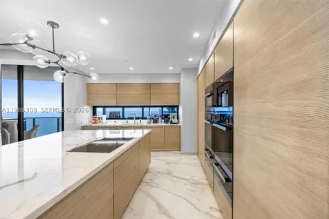 18555 Collins Avenue Sunny Isles Beach FL 33160