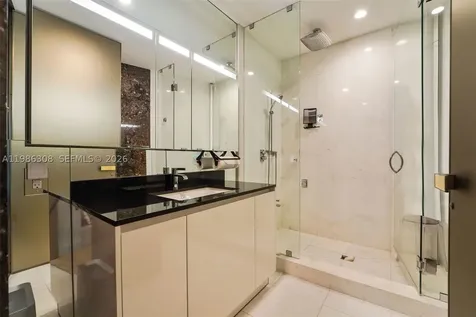 18555 Collins Avenue Sunny Isles Beach FL 33160