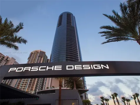 18555 Collins Avenue Sunny Isles Beach FL 33160