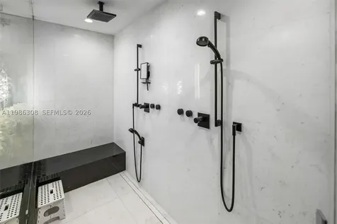 18555 Collins Avenue Sunny Isles Beach FL 33160
