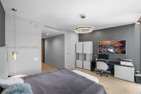 18555 Collins Avenue Sunny Isles Beach FL 33160
