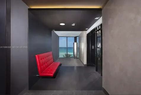 18555 Collins Avenue Sunny Isles Beach FL 33160