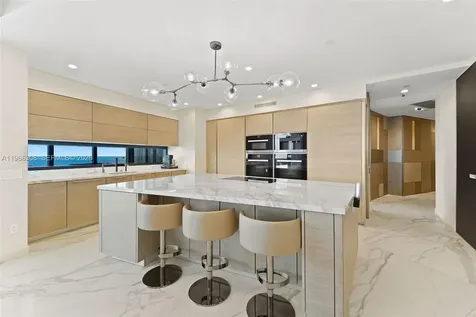 18555 Collins Avenue Sunny Isles Beach FL 33160