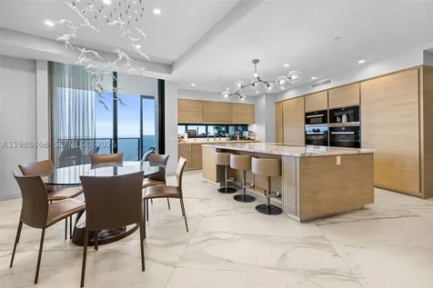 18555 Collins Avenue Sunny Isles Beach FL 33160