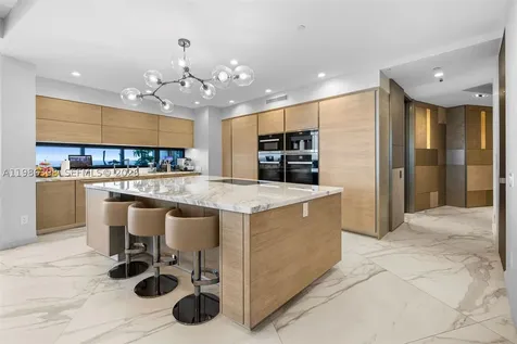 18555 Collins Avenue Sunny Isles Beach FL 33160