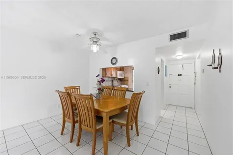 1201 Hillcrest Court Hollywood FL 33021