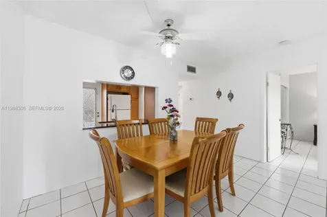 1201 Hillcrest Court Hollywood FL 33021