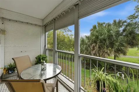 1201 Hillcrest Court Hollywood FL 33021