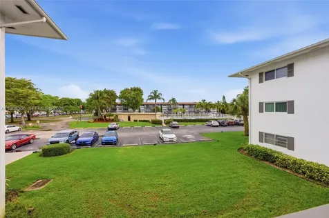 1201 Hillcrest Court Hollywood FL 33021