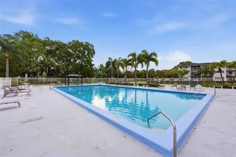 1201 Hillcrest Court Hollywood FL 33021