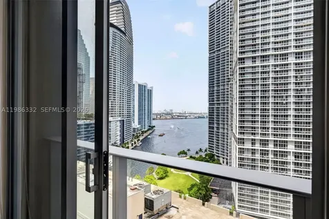 77 SE 5 Street Miami FL 33131
