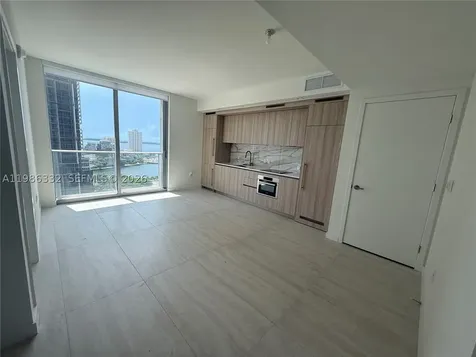 77 SE 5 Street Miami FL 33131