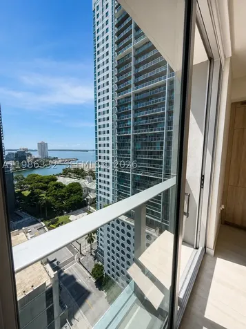 77 SE 5 Street Miami FL 33131