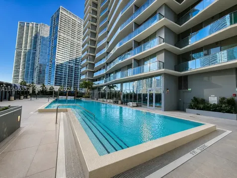 77 SE 5 Street Miami FL 33131
