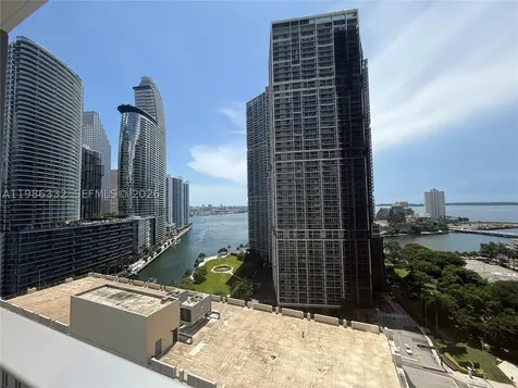 77 SE 5 Street Miami FL 33131