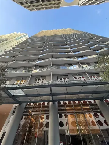 77 SE 5 Street Miami FL 33131