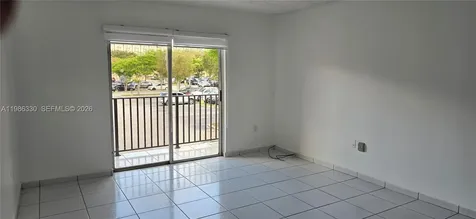 4805 NW 7th Street Miami FL 33126