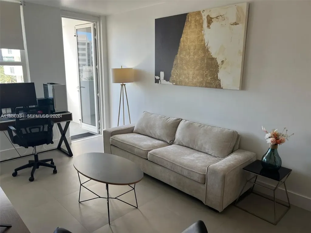 100 Lincoln Road Miami Beach FL 33139