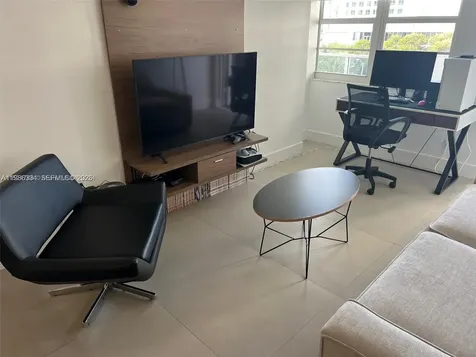 100 Lincoln Road Miami Beach FL 33139
