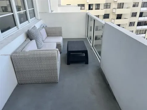 100 Lincoln Road Miami Beach FL 33139