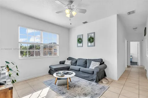 2905 Crestwood Terrace Margate FL 33063