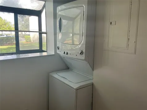 Pompano Beach FL 33069