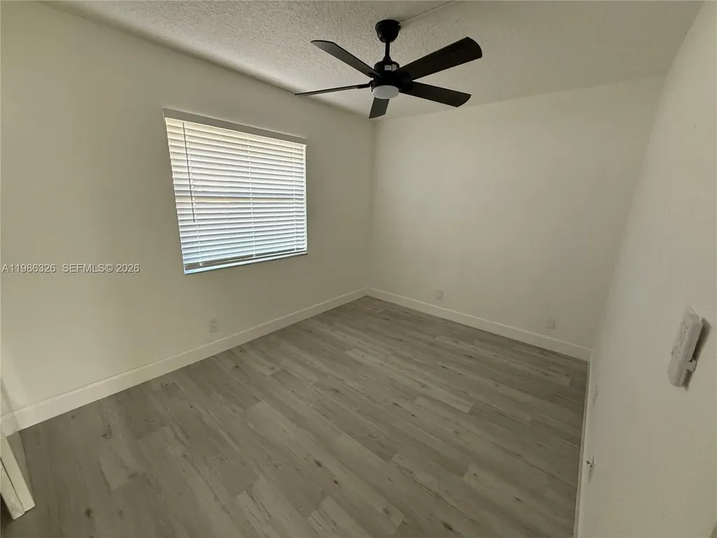 11477 NW 39th Court Coral Springs FL 33065