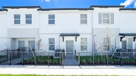 12476 SW 248th Street Miami FL 33032
