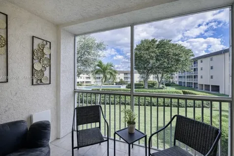 400 W Village Green Circle W Palm Springs FL 33461