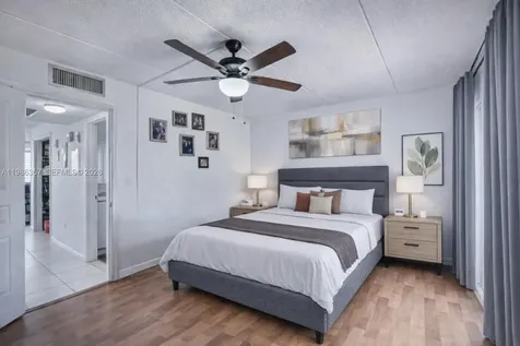 400 W Village Green Circle W Palm Springs FL 33461