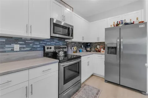 21068 NE 8th Avenue Miami FL 33179