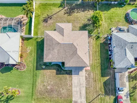 2847 SW 26th Place Cape Coral FL 33914
