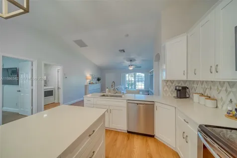2847 SW 26th Place Cape Coral FL 33914
