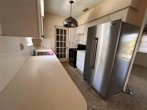 9950 SW 35th Terrace Miami FL 33165