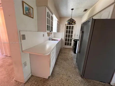 9950 SW 35th Terrace Miami FL 33165
